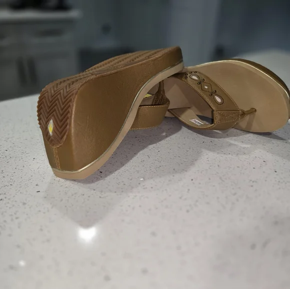 Volatile Tan Wedge Slides with Perforated Design - Picture 3 of 5